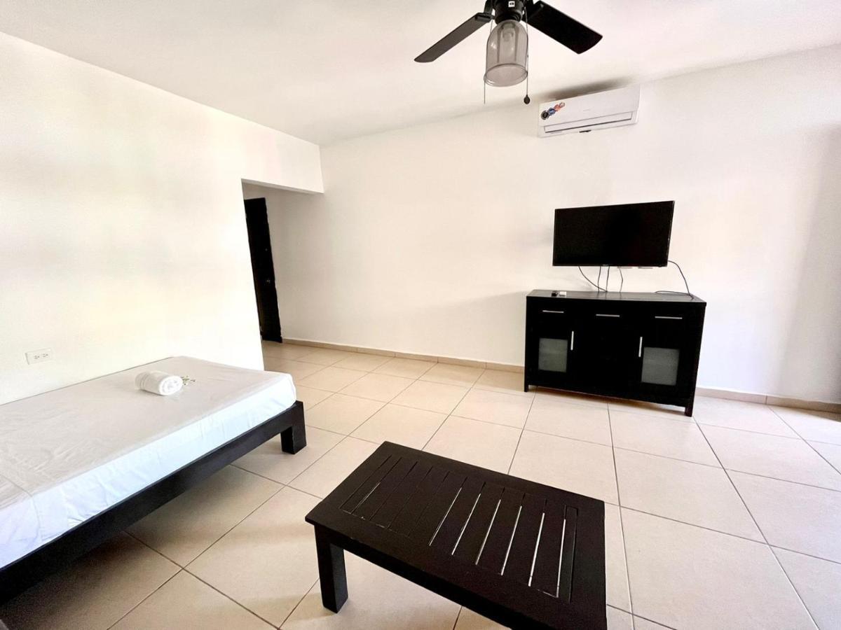 We Playa Hotel Playa del Carmen Zewnętrze zdjęcie